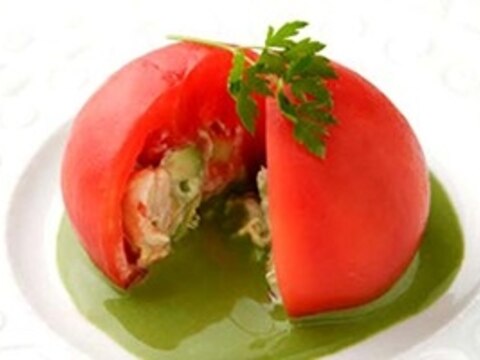 トマトのファルシ　小松菜ヨーグルトソース